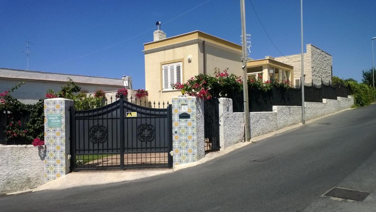 Bed And Breakfast Angolo Fiorito Civitavecchia Exterior foto