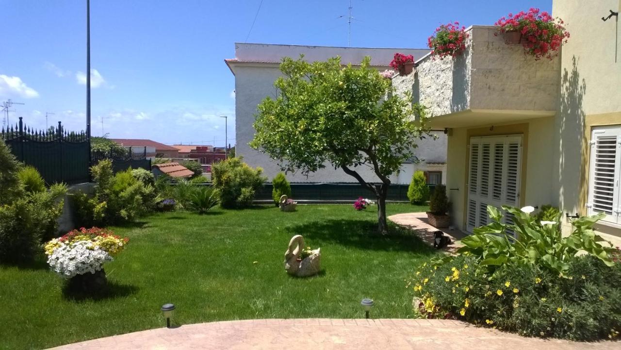 Bed And Breakfast Angolo Fiorito Civitavecchia Exterior foto